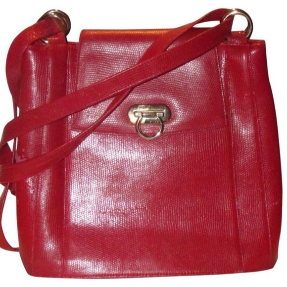 Focus Paris Xl Bucket Style Shoulder Red Lizard Texture Leather With Gold Accent - Picture 1 of 12